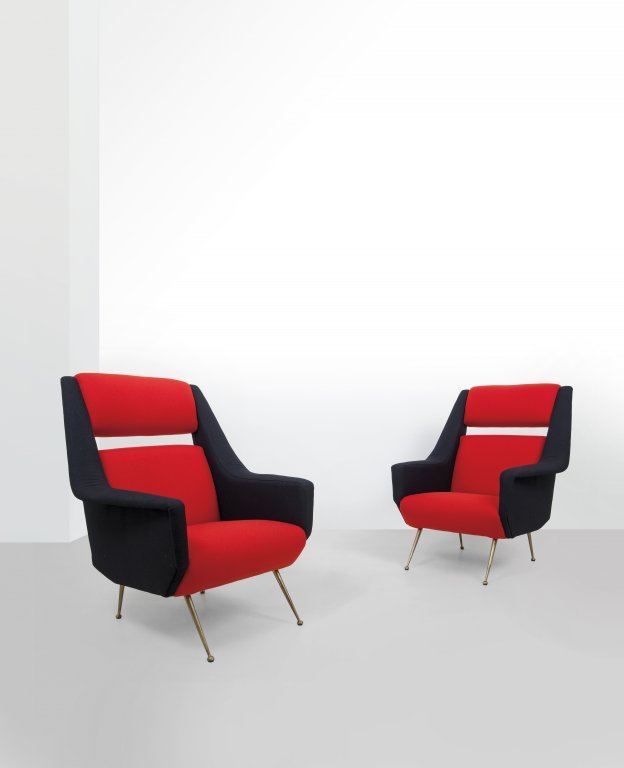 DUE POLTRONE, anni Â’60. Struttura in legno,: DUE POLTRONE, anni Â’60. Struttura in legno, gambe di ottone, imbottiture rivestite in tessuto. Altezza cm 85, larghezza 80, profonditÃ 70.