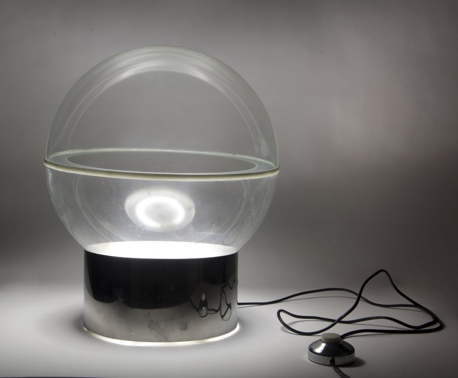 FILIPPO PANSECA Una lampada da tavolo '4044' (1 of 1)