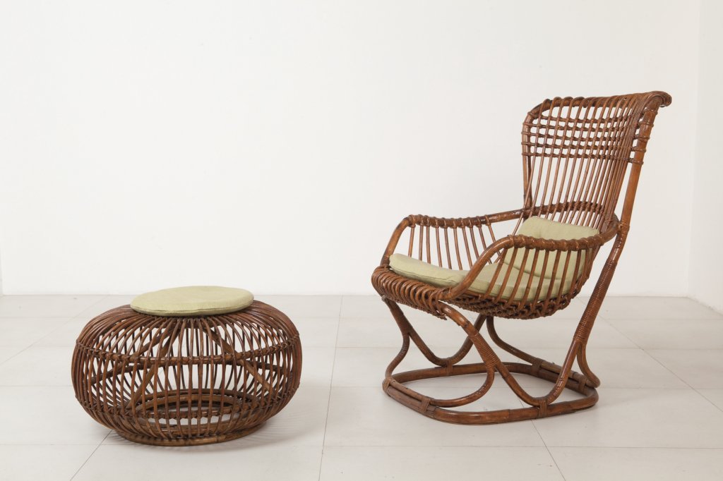 TITO AGNOLI Una poltrona "BP 4" e un (1 of 1)