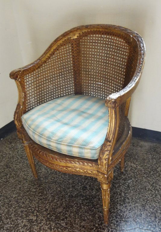 Poltroncina a pozzetto in stile Luigi XVI in (1 of 1)