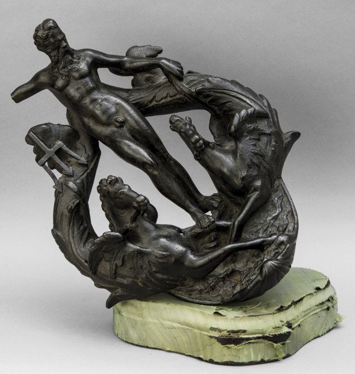 Batacchio in bronzo raffigurante Nettuno, bronzo: Batacchio in bronzo raffigurante Nettuno, bronzo a patina scura, Veneto sec.XVI (Alessandro Vittoria) cm.30xh.41