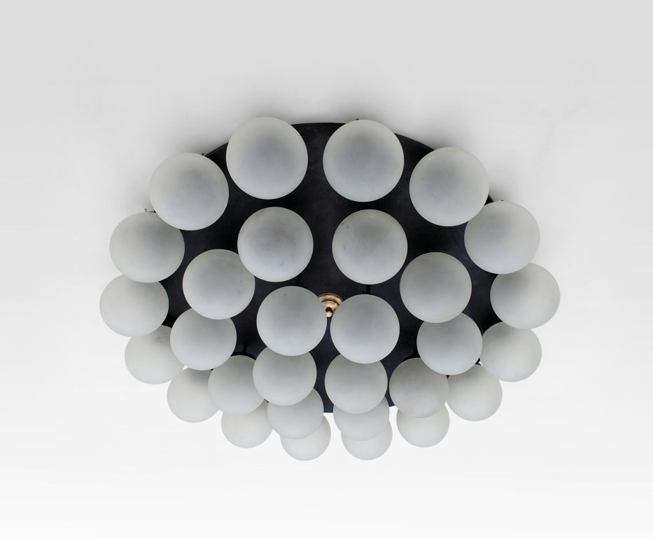 UNA GRANDE PLAFONIERA, anni '60.  Ferro (1 of 1)