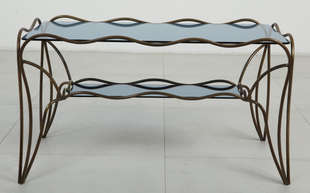 UN TAVOLINO, anni "50.  Ottone, cristallo (1 of 1)