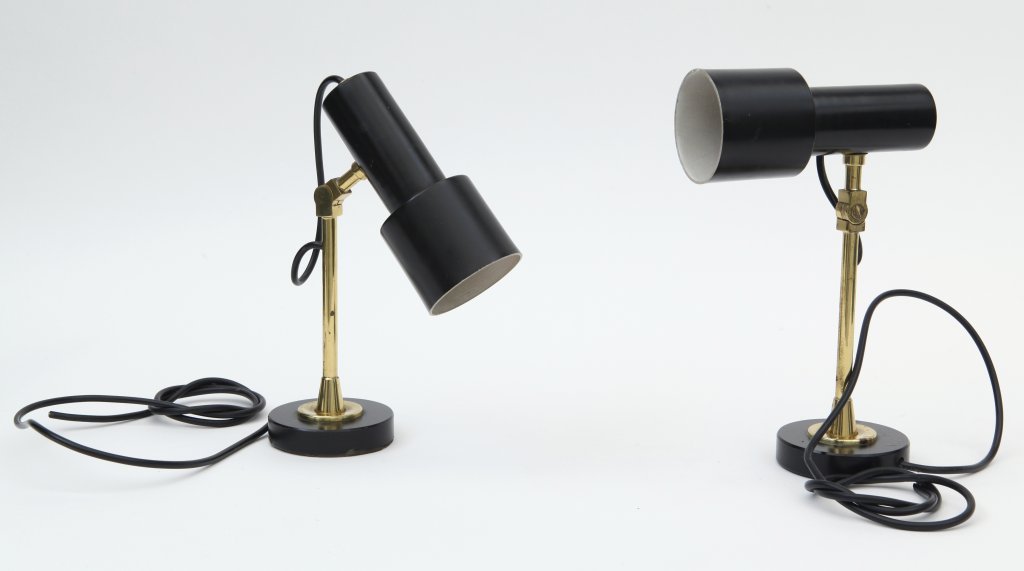 DUE LAMPADE DA TAVOLO, anni "60.  Ghisa (1 of 1)