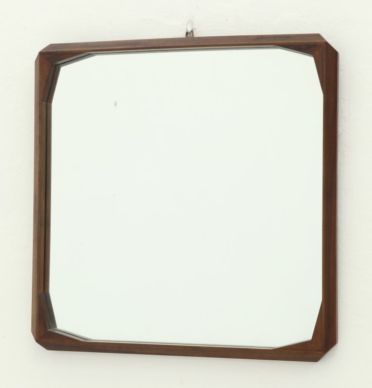 CESANA & C. (Editore)  Uno specchio d parete (1 of 1)