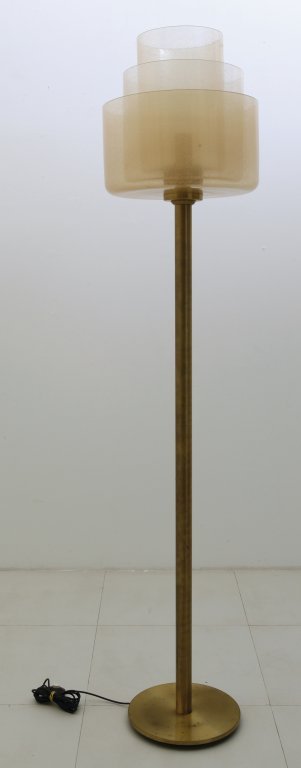 MAZZEGA  Una lampada da terra, anni "60. (1 of 1)