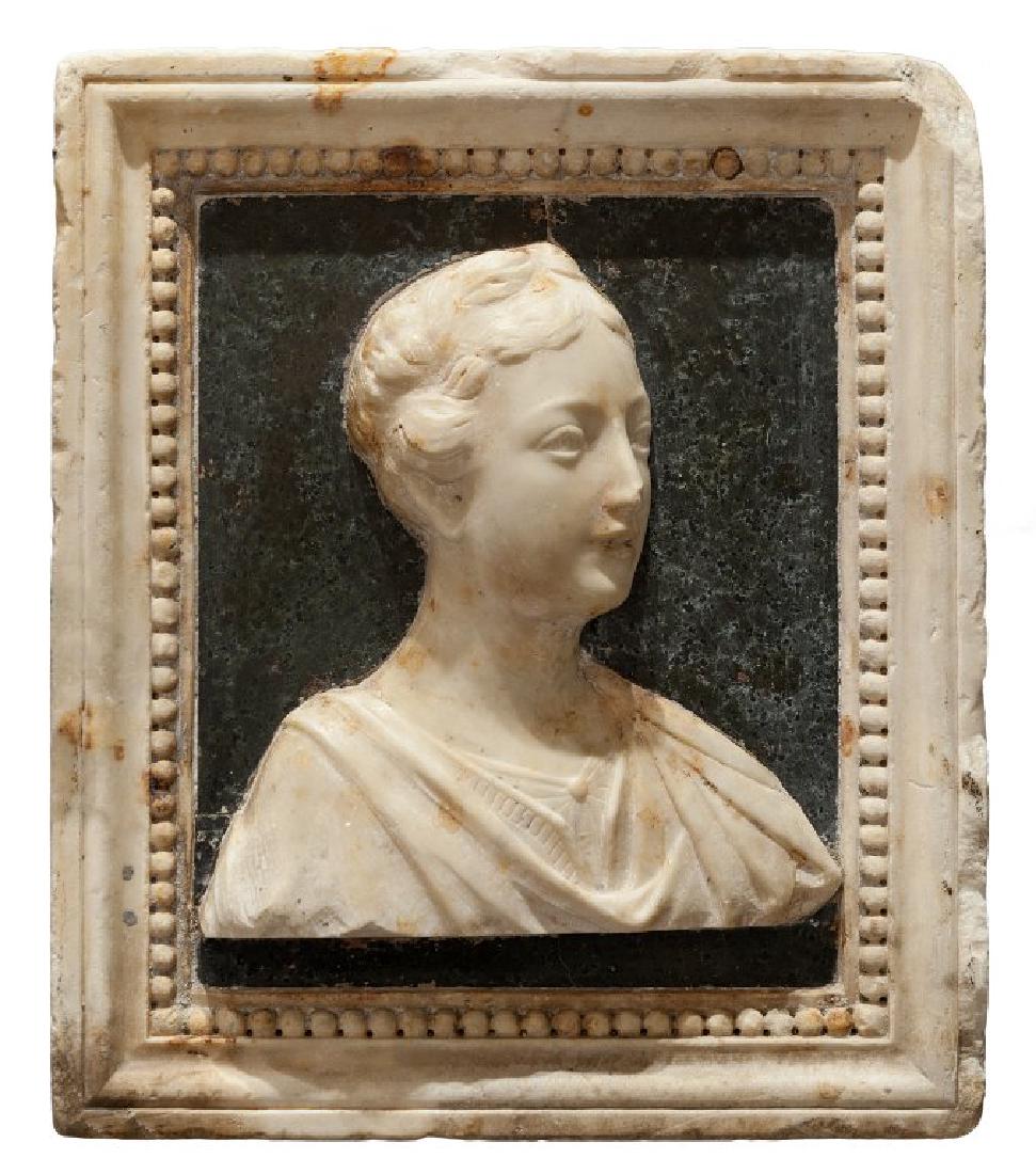 Formella in marmo, all'interno altorilievo con (1 of 2)