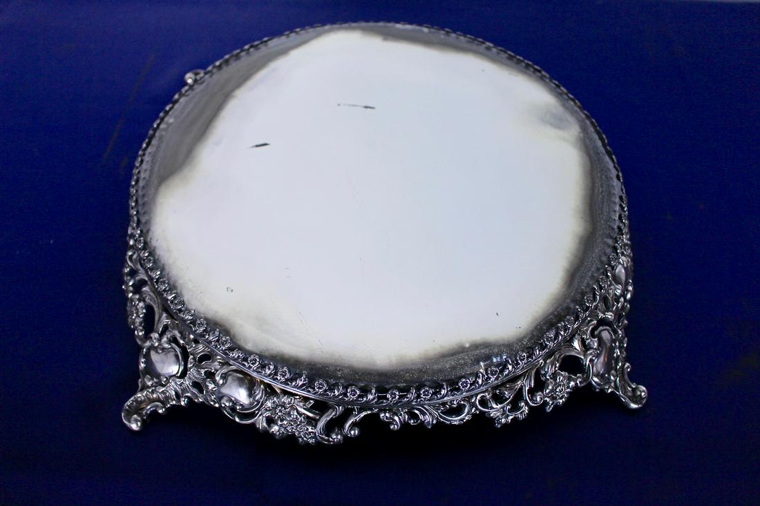 Mirror Top SilverPlate Stand: Mirror Top SilverPlate Stand. Pairpoint Quadruple Plate. 16"D x 2.25"H, 4.5 lbs.