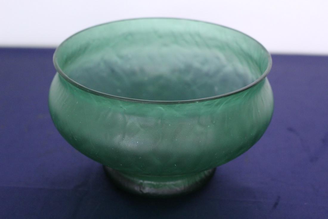 Loetz Irridescent Green Art Glass Bowl: Loetz Irridescent Green Art Glass Bowl. 7.5"D x 4.5"H x 1.5 lbs.