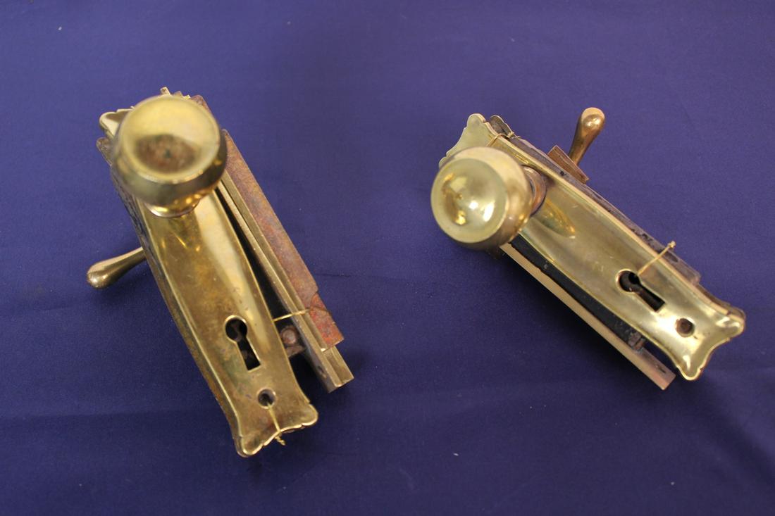 Rare Brass Pair of Complete Lever and Knob: Rare brass pair of complete lever and knob, 1 1/4" throw back, measures 5.5"x 2"x 1"