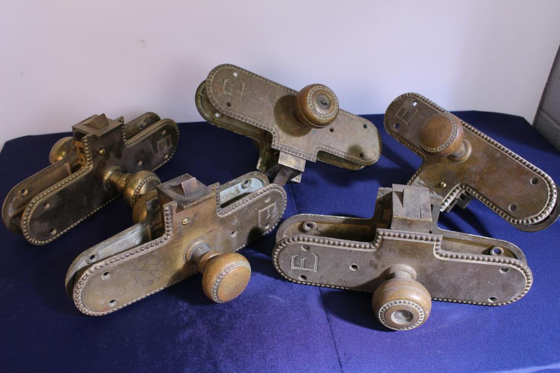 Brass Wrap Around Hardware by Pat'd June 1899 (1 of 10)