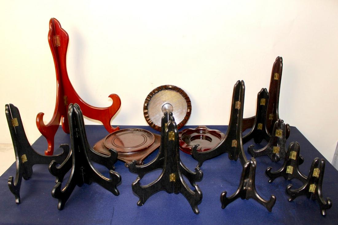 Wooden Plate and Vase Stands (1 of 9)