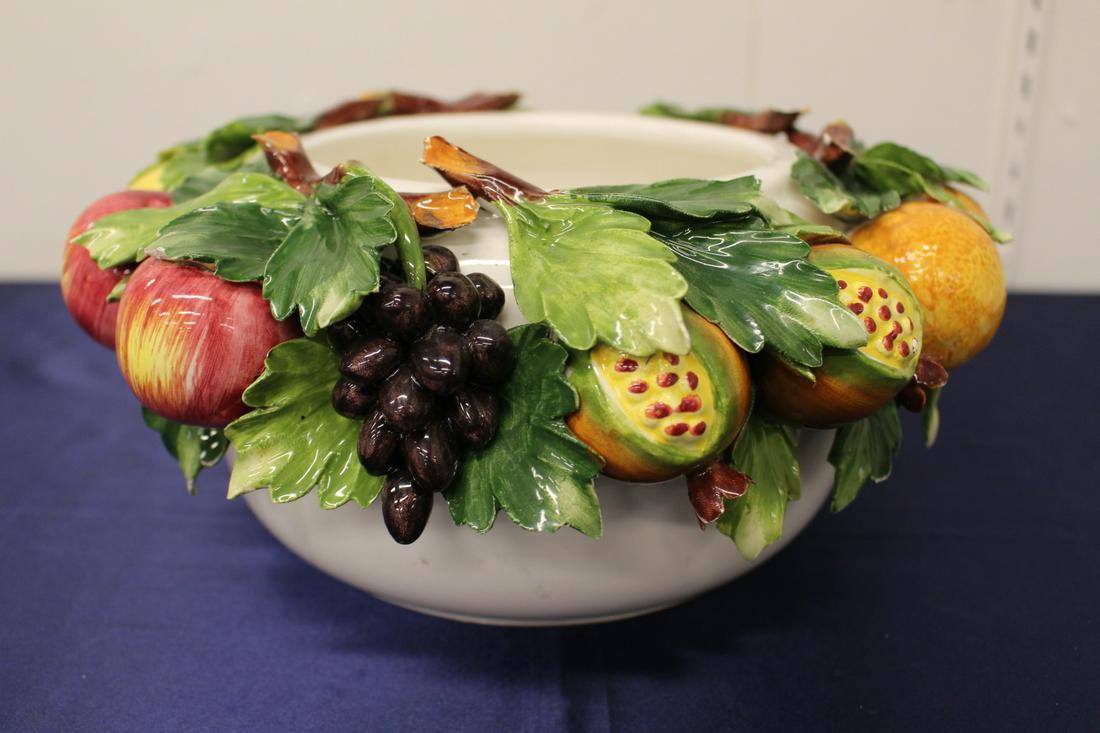 Excellent Quality Capodimonte Ceramic Fruit Bowl (1 of 8)