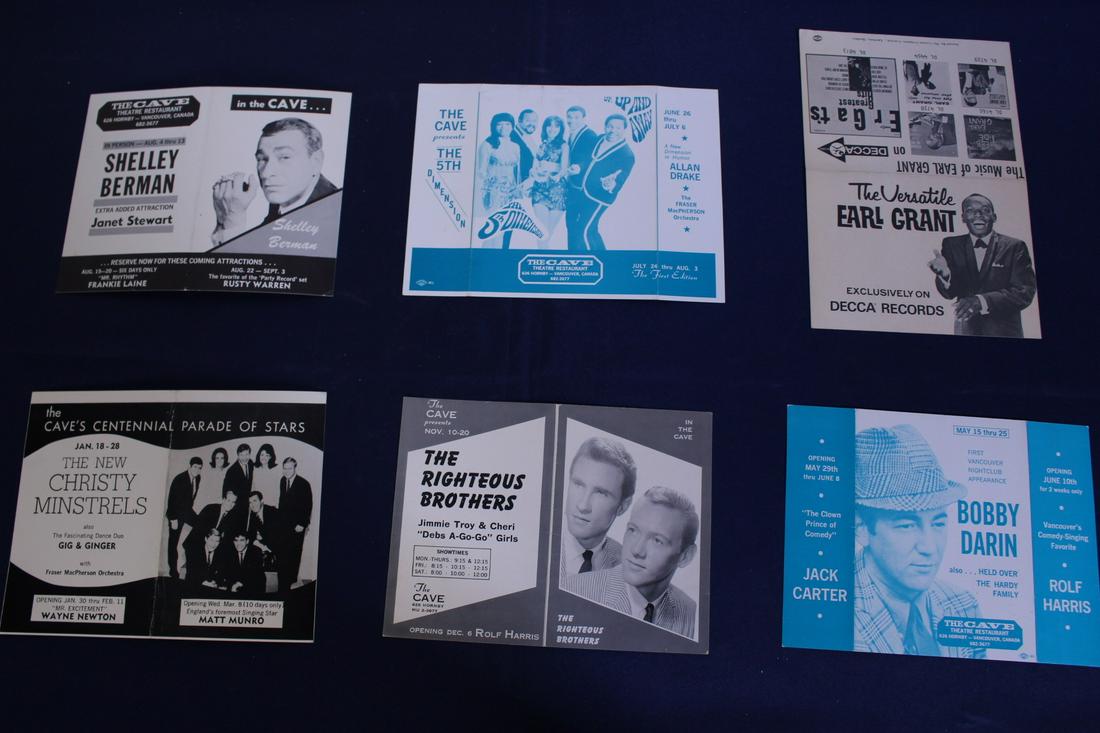 Set of 6 Vintage Live Show Night Club Advertising Postcards (1 of 7)