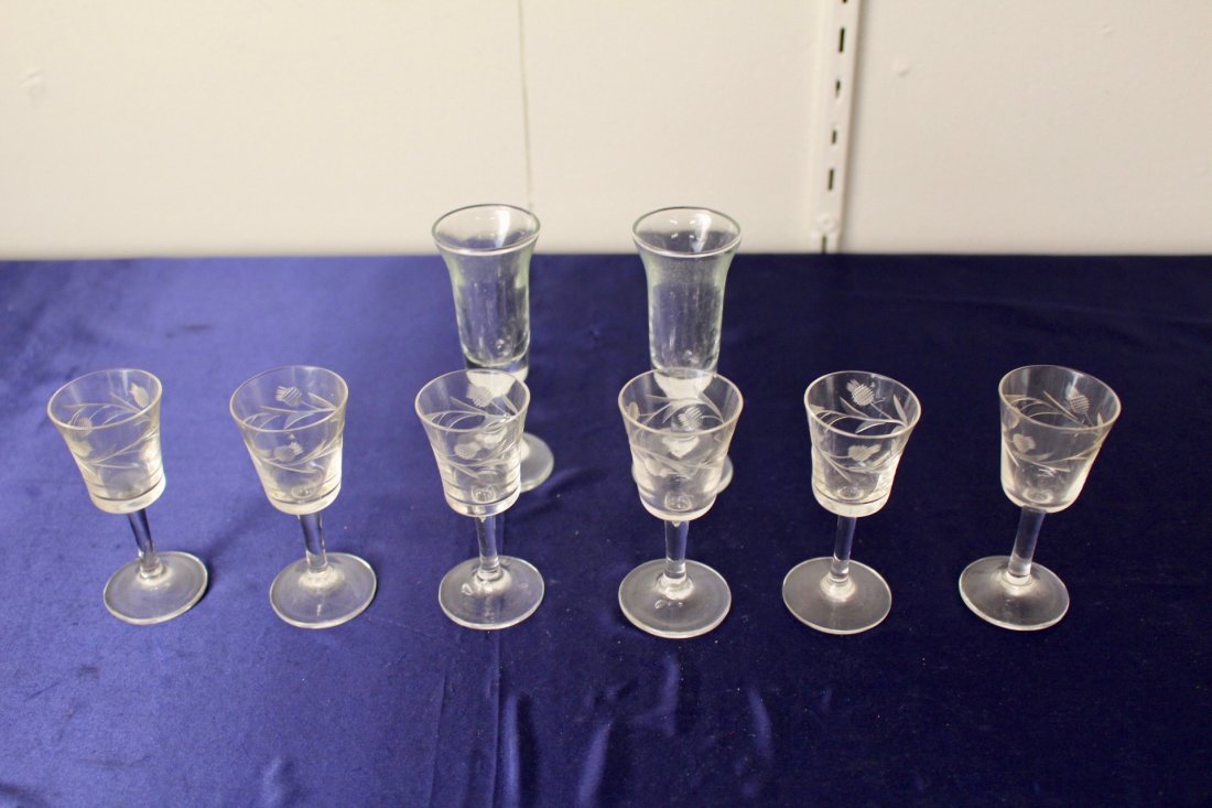 Vintage Drinking and Shot Glasses (1 of 4)