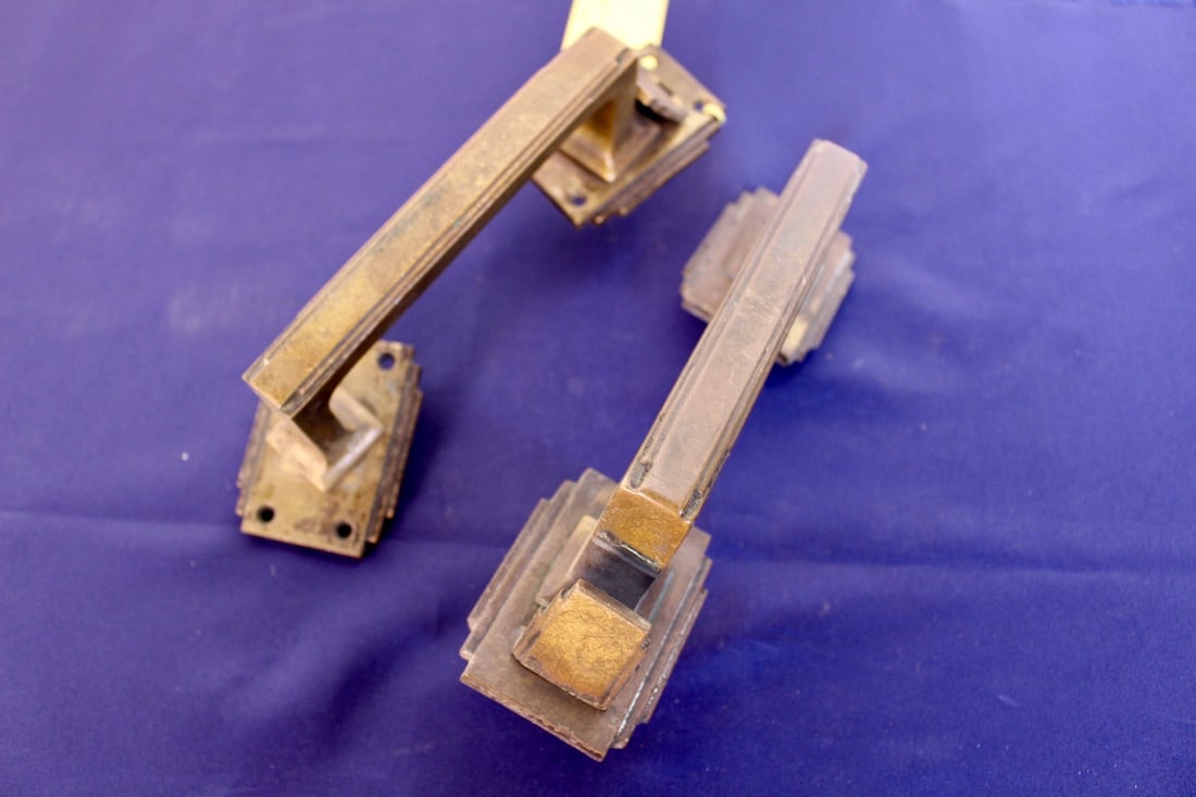 Pair of Art Deco Thumb Lever: Pair of Art Deco door thumb lever, made by Peterboro, measures 9"H x 2.5"W