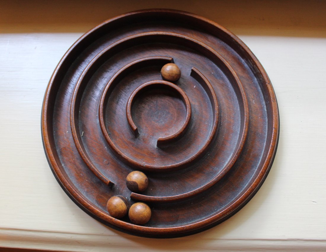 Victorian Round Spiral Wood Dexterity Puzzle (1 of 5)