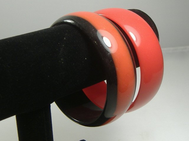 2 Vintage Lucite 1970s Ladybug Bangle Bracelets: Manufactured by Best Plastics of Providence RI in the 1970s. Original factory stock. Each bracelet measures approx. 1 inch in width and approx. 2 3/4 at their maximum diameter.