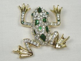 Ann Primrose Crystalleria Designer Pin/Brooch: From the Ann Primrose Collection comes this opportunity to own a masterpiece! Chunky, Attention grabbing, and sleek, this pin will be the talk of any gathering! The angular crystals glare as light hit