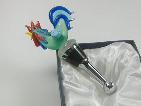 Ann Primrose Crystallera d'arte Murano Wine Stopper: A wine stopper is an essential wine accessory to close leftover wine bottles before refrigerating them. Wine stoppers are used because it is hard to put the original cork back into the bottleneck. Thi