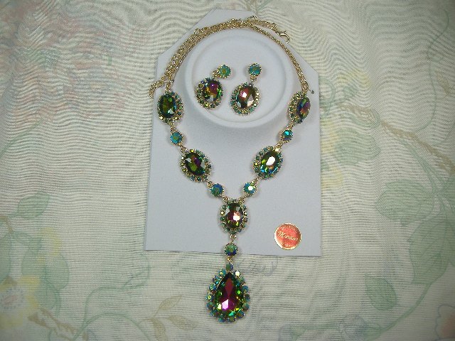 Swarovski Crystal Element Necklace and Earring Set (1 of 1)
