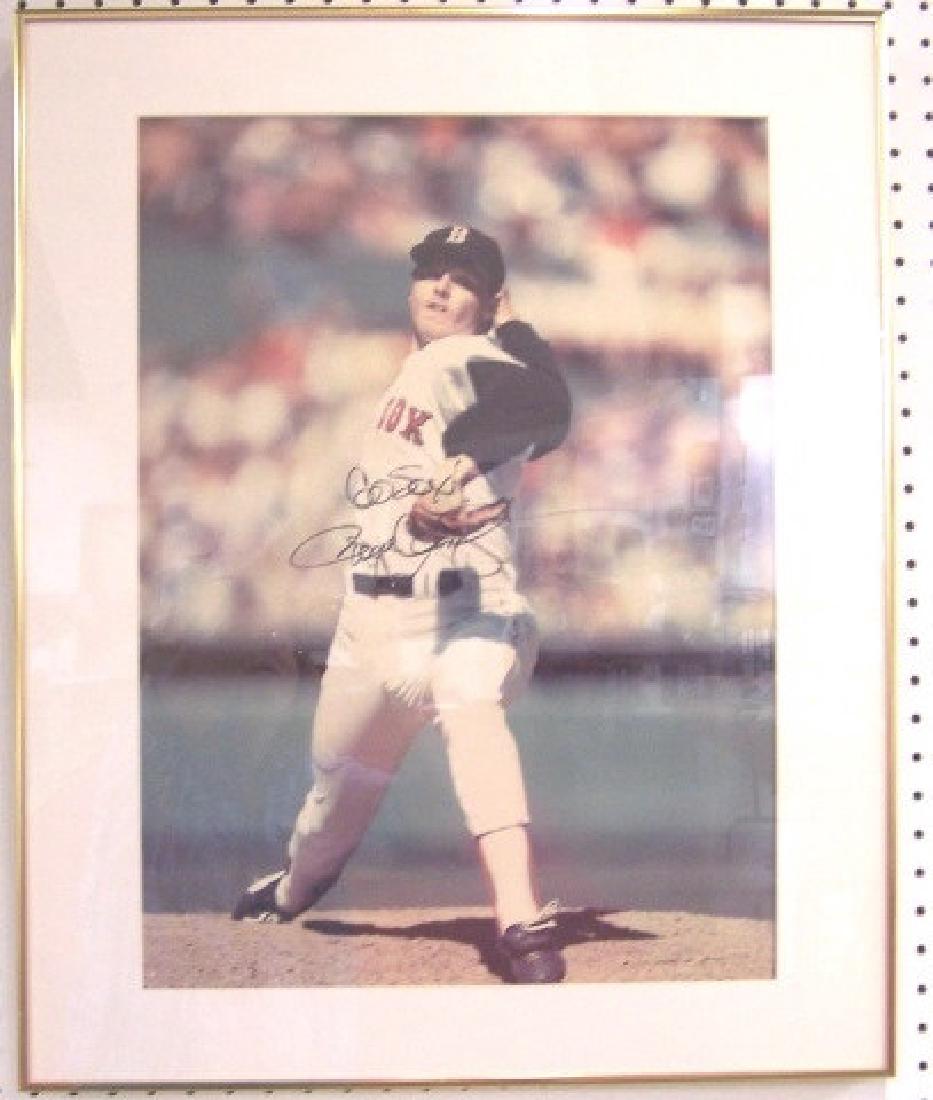 *AUTOGRAPHED PHOTO OF ROGER CLEMENS: *AUTOGRAPHED PHOTO OF ROGER CLEMENS