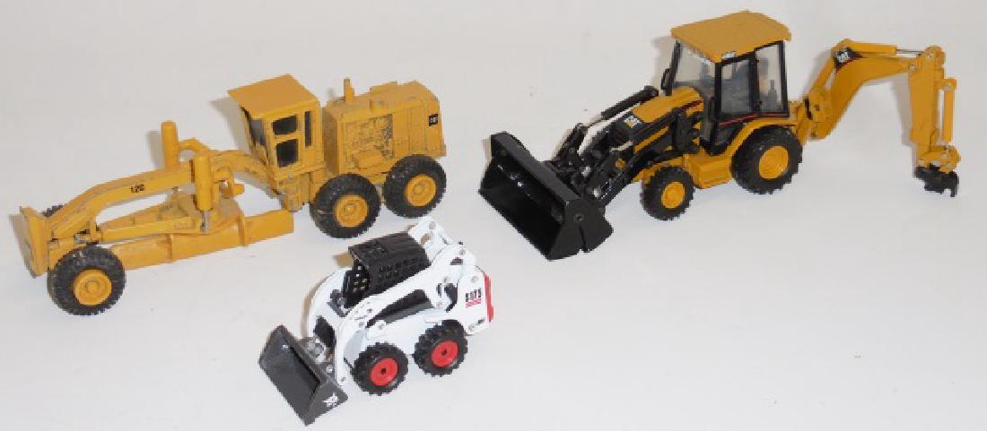 *3 DIECAST CONSTRUCTION VEHICLES (1 of 1)