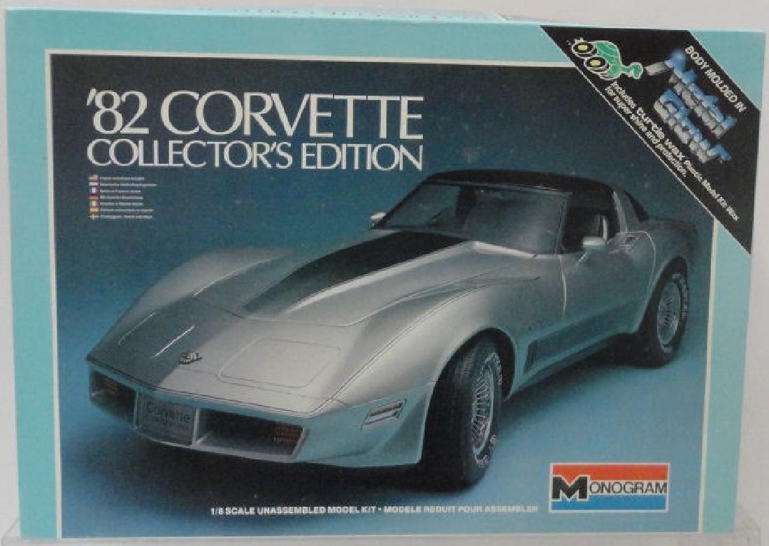 *MONOGRAM '82 CORVETTE MODEL KIT (1 of 1)