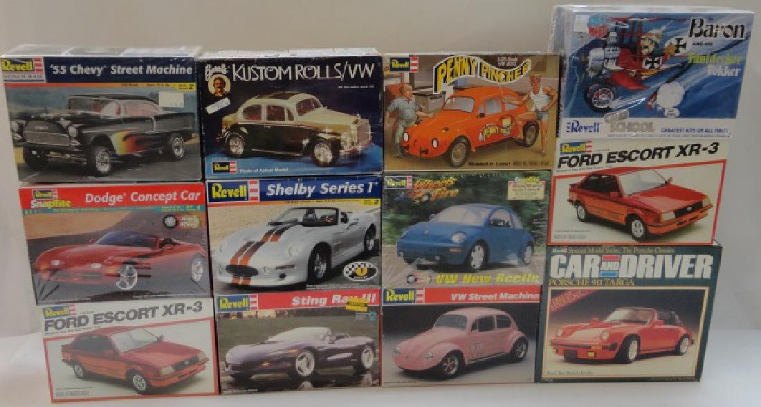 *12 REVELL PLASTIC MODEL CAR KITS (1 of 1)