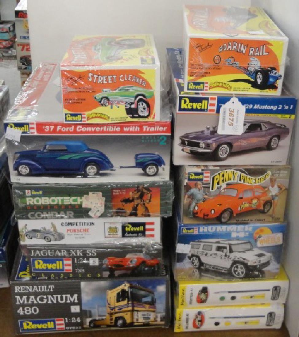 *12 REVELL PLASTIC CAR MODEL KITS: 1:24, 1:43, and 1:25 scale, '70 Boss 429 Mustang, Hummer HE, Roarin' Rail, etc.