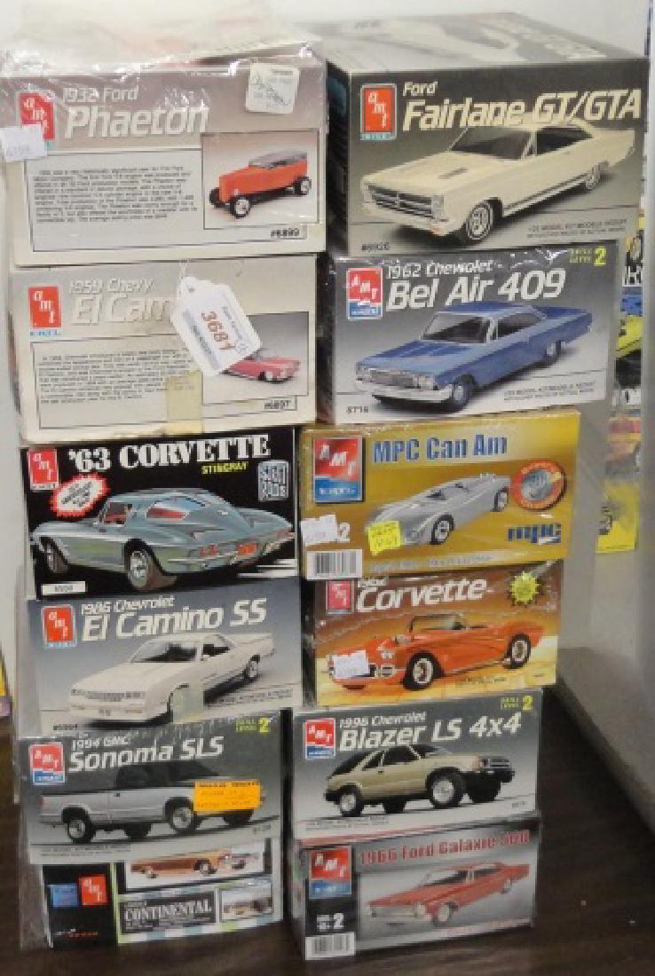 *12 PLASTIC MODEL KITS (1 of 1)