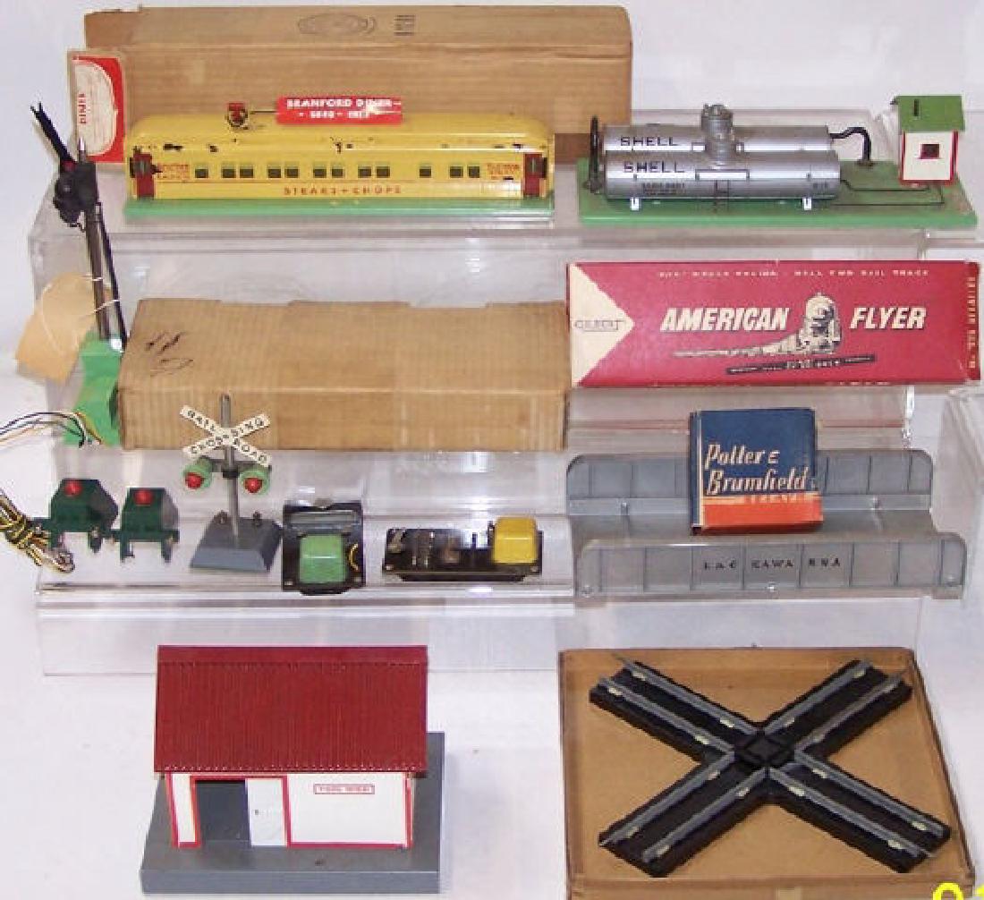 *2 GROUPS OF AMERICAN FLYER ACCESSORIES: Branford Diner, with original box, pressure type track trip, tool shed, Lackawanna bridge, etc.