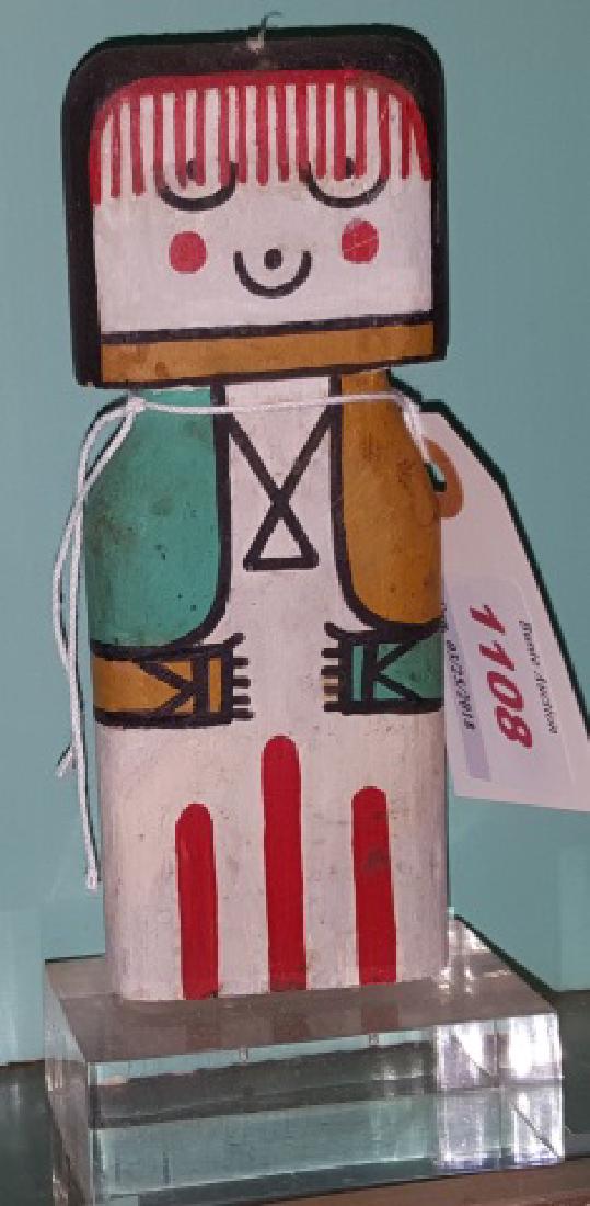 NATIVE AMERICAN CRADLE DOLL: Approximate height with stand 7".