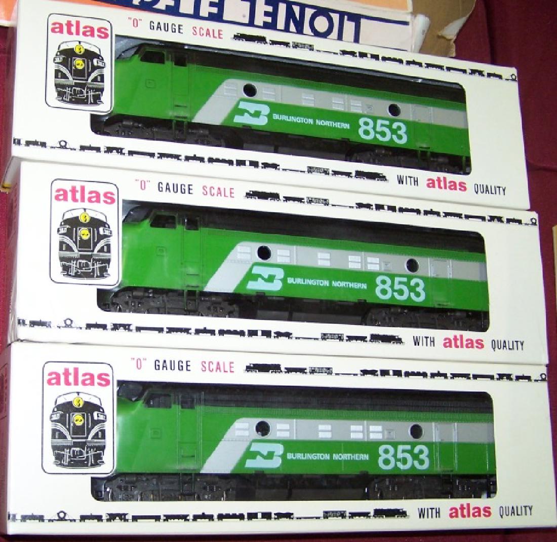 *3 ATLAS TRAINS: O gauge, Burlington Northern F-9 diesel loco #6102, with original boxes and extra box.