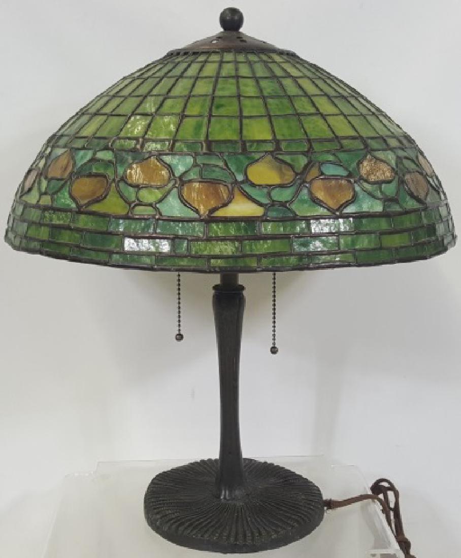 LEADED GLASS TABLE LAMP (1 of 6)
