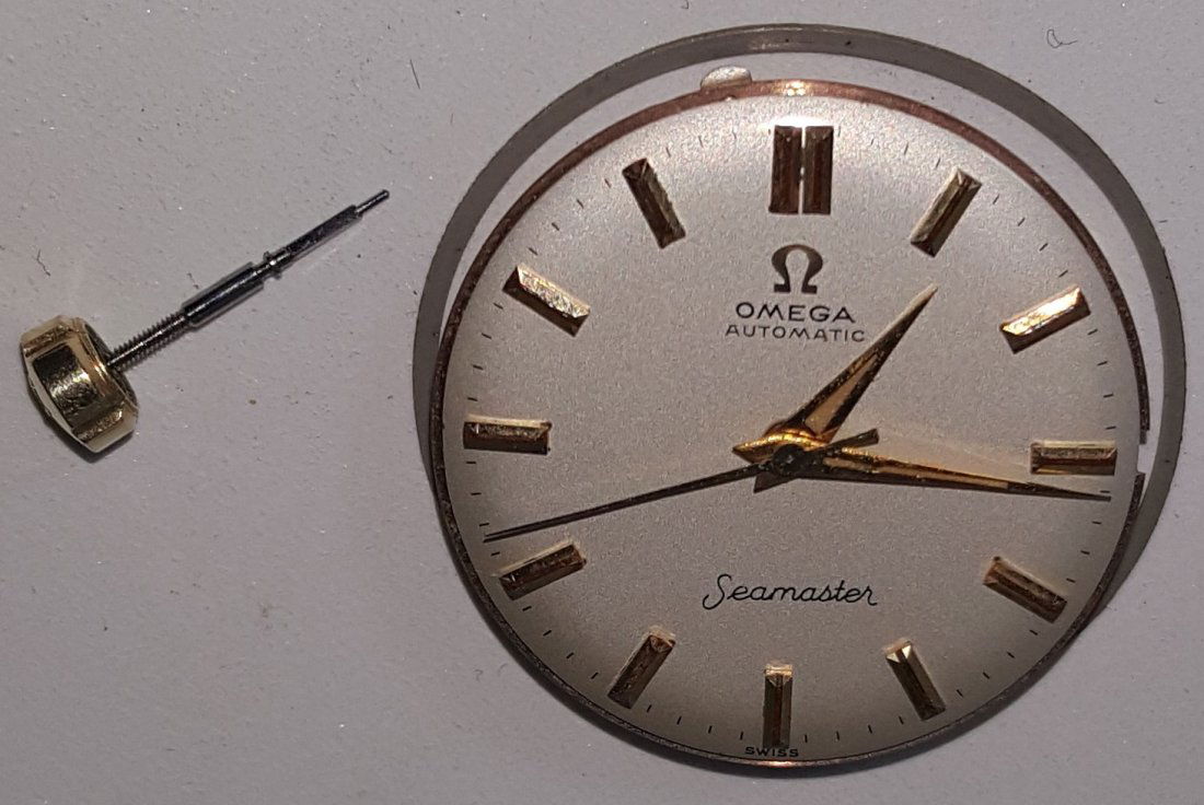 *OMEGA SEAMASTER WATCH CASE (1 of 2)