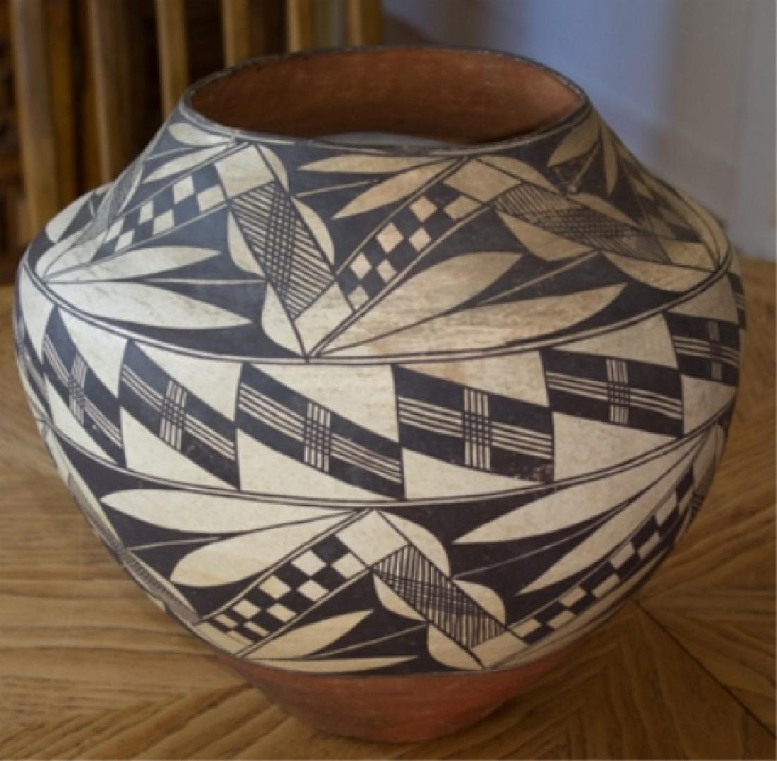 *ACOMA POLYCHROME VESSEL (1 of 13)