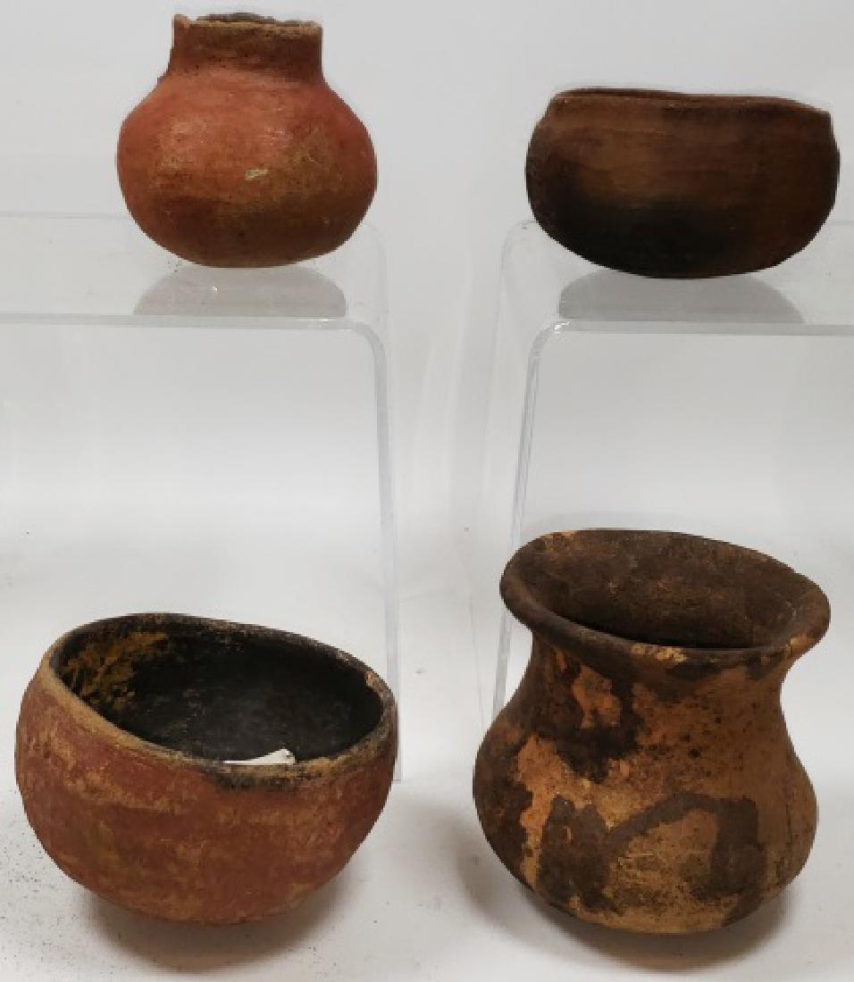 *4 PIECES OF PRE-COLUMBIAN POTTERY (1 of 2)