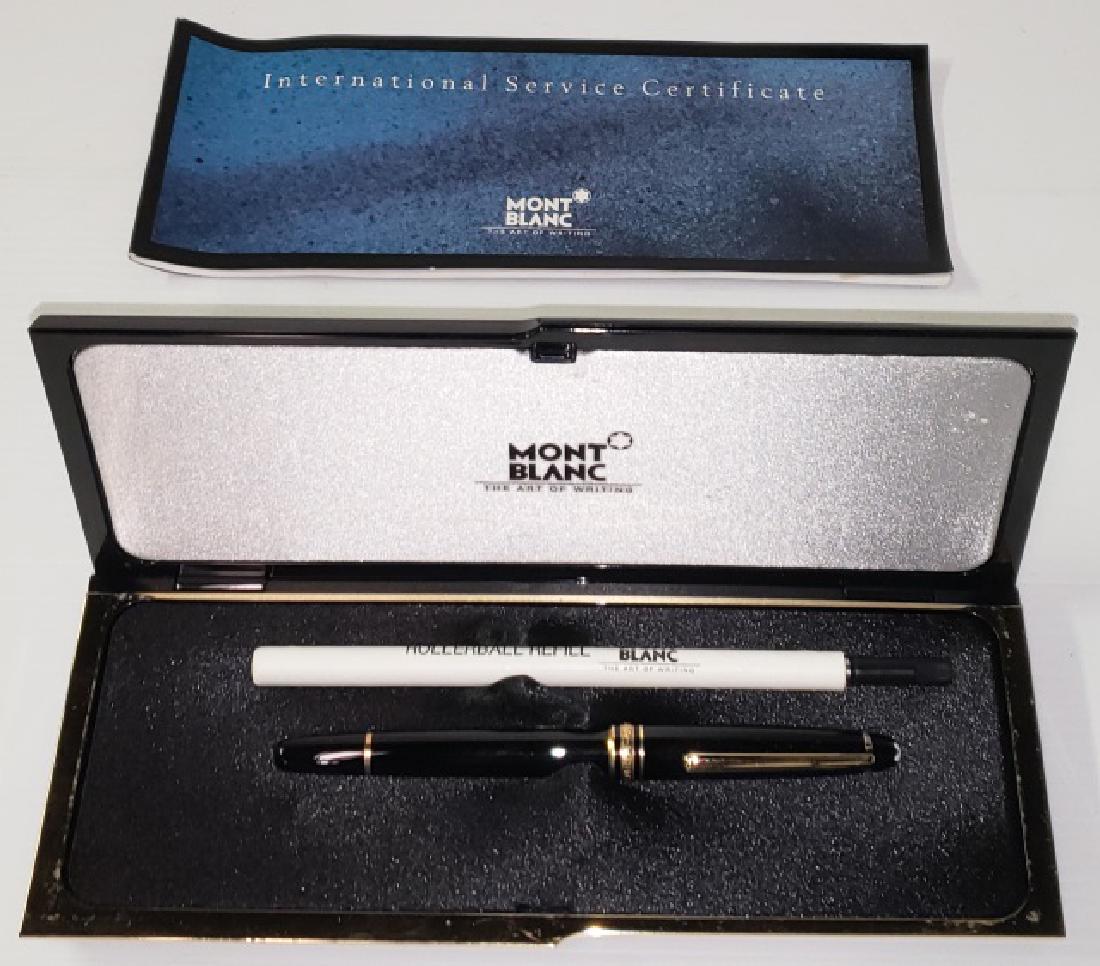 *MONTBLANC PEN SET: With ballpoint pen enclosed in case.