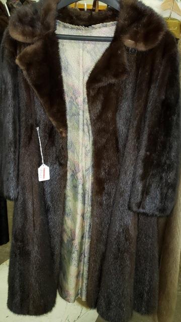 *THREE QUARTER LENGTH MINK FUR COAT: Dark mink fur.