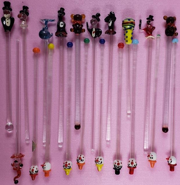 *20 HAND-BLOWN ART GLASS SWIZZLE STICKS: Including clowns, teddy bears, penguin, etc.