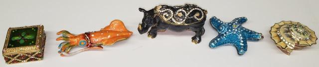 5 TRINKET BOXES: 1 with enamelled decoration, stingray, rhino, shell, and starfish.