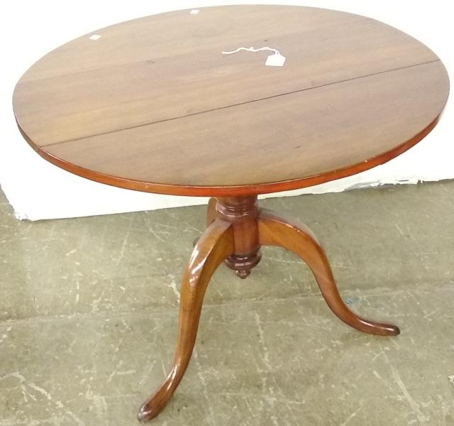 *VICTORIAN BREAKFAST TABLE: Having circular tilt-top, approximate height 26 1/2", diameter 32".