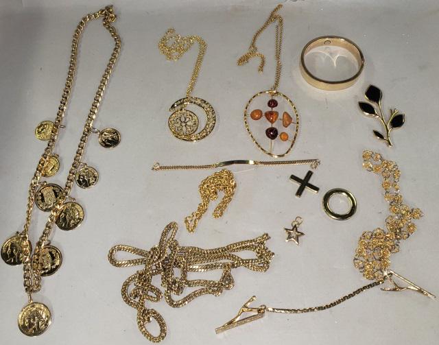 *GROUP OF COSTUME JEWELRY: 2 gold filled bracelets, gold filled drop, 4 necklaces with gold finish, etc.