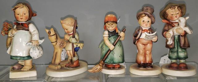 5 HUMMEL FIGURINES: "Street Singer" 131, "Little Sweeper" 171, "Weary Wanderer" 204, "The Lost Sheep" 68, and "Prayer Before Battle" 20.