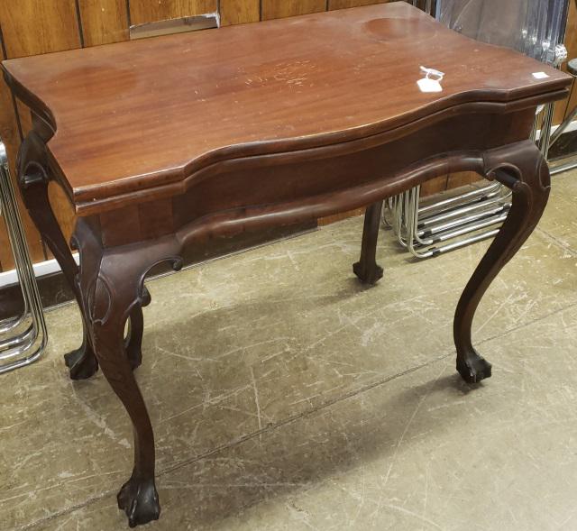 *CHIPPENDALE STYLE GAME TABLE: Having cabriole legs with ball & claw feet, approximate size closed , height 28", width 32 3/4", depth 18 1/2", open height 27 1/4", width 32 3/4" , depth 36 1/4".