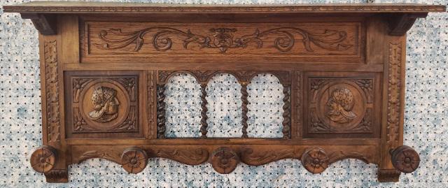 *VICTORIAN OAK WALL SHELF (1 of 5)