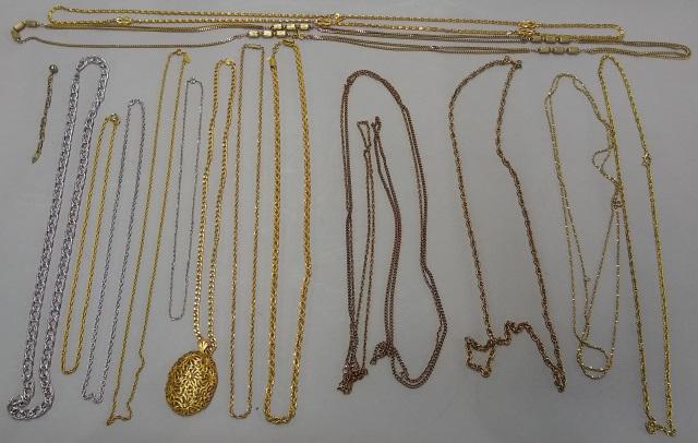 GROUP OF COSTUME JEWELRY: 5 Monet necklaces, etc.