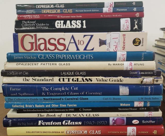 16 ART GLASS REFERENCE BOOKS: Including, Fenton glass, Depression glass, Duncan glass, Cut glass, Lalique glass, Opalescent pattern glass, Glass paperweights, etc.