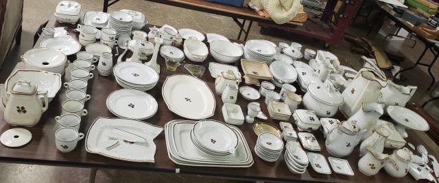LARGE GROUP OF TEA LEAF IRONSTONE CHINA: Approximately 204 pieces (+ 10 broken pieces), including bowls, plates, tea pot, trays, candlesticks, etc.